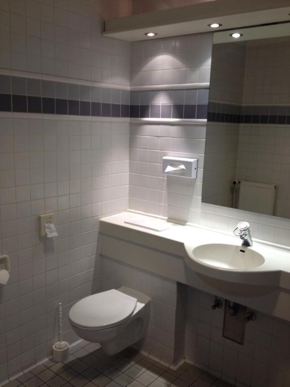 A1 Raststaette & Motel Hamburg-Stillhorn Chambre photo