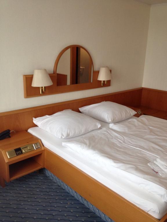A1 Raststaette & Motel Hamburg-Stillhorn Chambre photo
