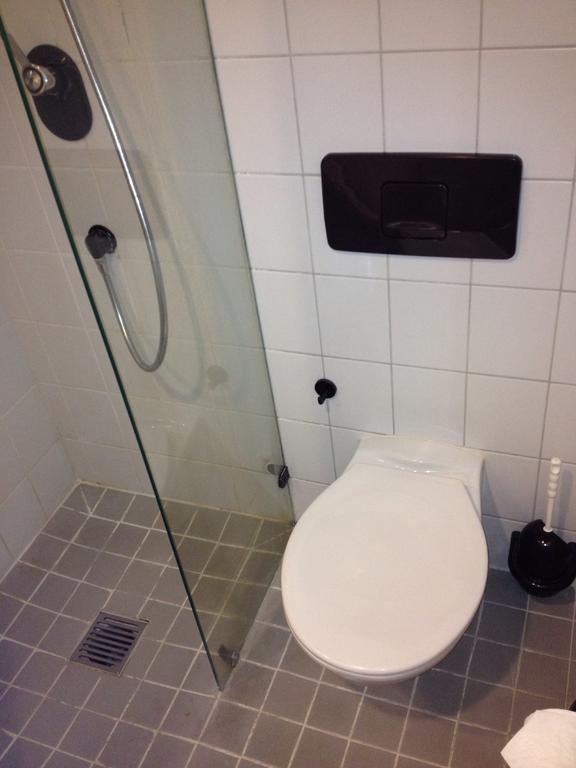 A1 Raststaette & Motel Hamburg-Stillhorn Extérieur photo
