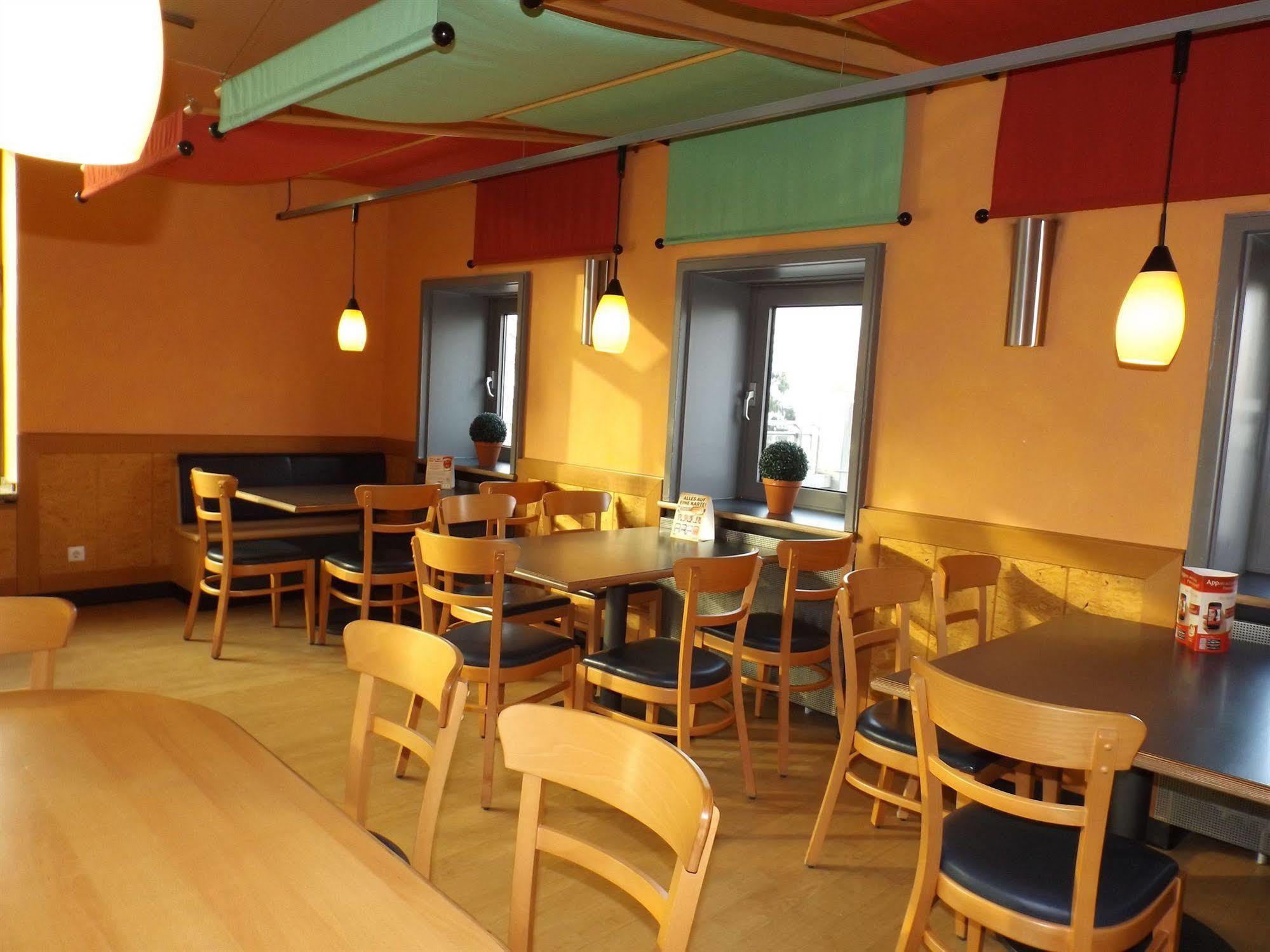 A1 Raststaette & Motel Hamburg-Stillhorn Extérieur photo
